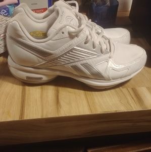 Reebok women's simplytone shoes size 9